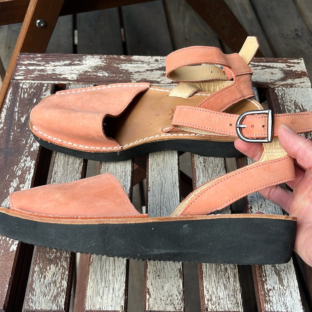 Like new Pons Avarca platform sandals Mediterranean coral